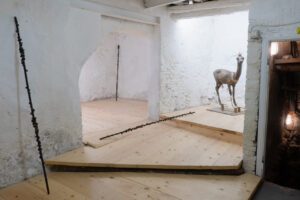 Michelangelo Consani / Giovanni Ozzola, “Niji hajimete arawaru: Appare il primo arcobaleno”, installation view at ieedificio57. Ph Erika Pellicci, courtesy the artists, Galleria Continua, ieedificio57 San Gimignano, ME Vannucci Pistoia